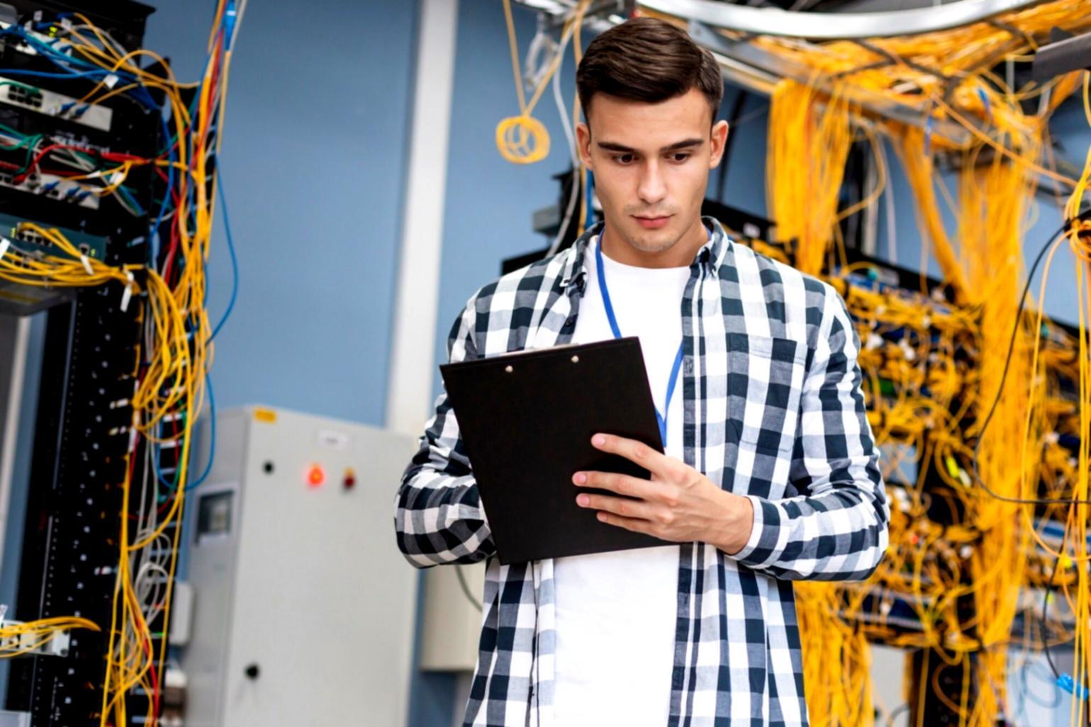 Network equipment configuration during hands-on training session